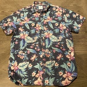 Denim and Flowers Short-Sleeved Button Down